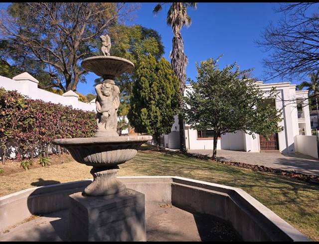 5 BEDROOM PROPERTY TO RENT IN WATERKLOOF RIDGE